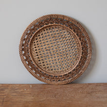 Load image into Gallery viewer, Rattan Mesh Rim Charger Plate 32cm
